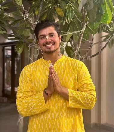 gyan thakur - Certified Senior Yoga Instructor | 8+ Years Experience 
